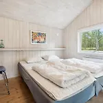 Micaela - 450m From The Sea By Interhome Nyaraló *